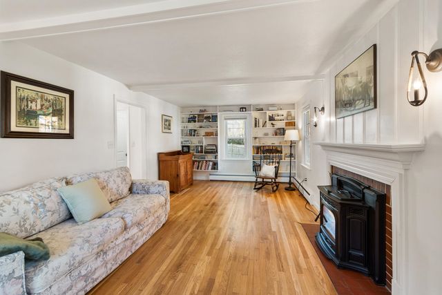 5 Mace Road, Hampton, NH 03842
