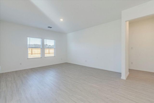 214 Magalia LN, Kyle, TX 78640