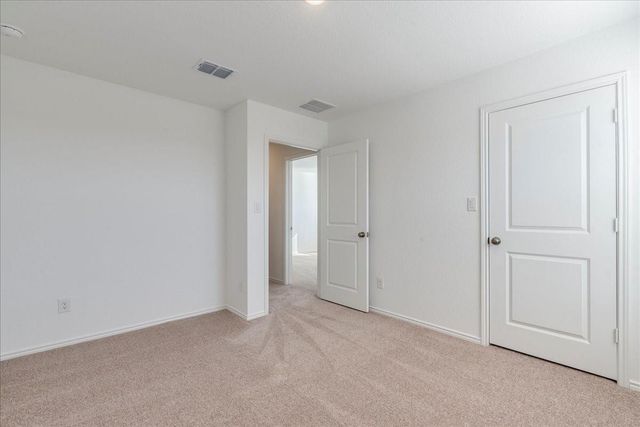 214 Magalia LN, Kyle, TX 78640