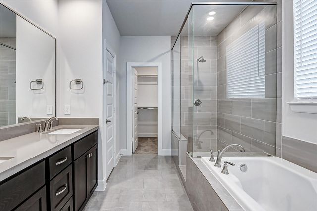 2710 Grand Fountains Drive C, Houston, TX 77054
