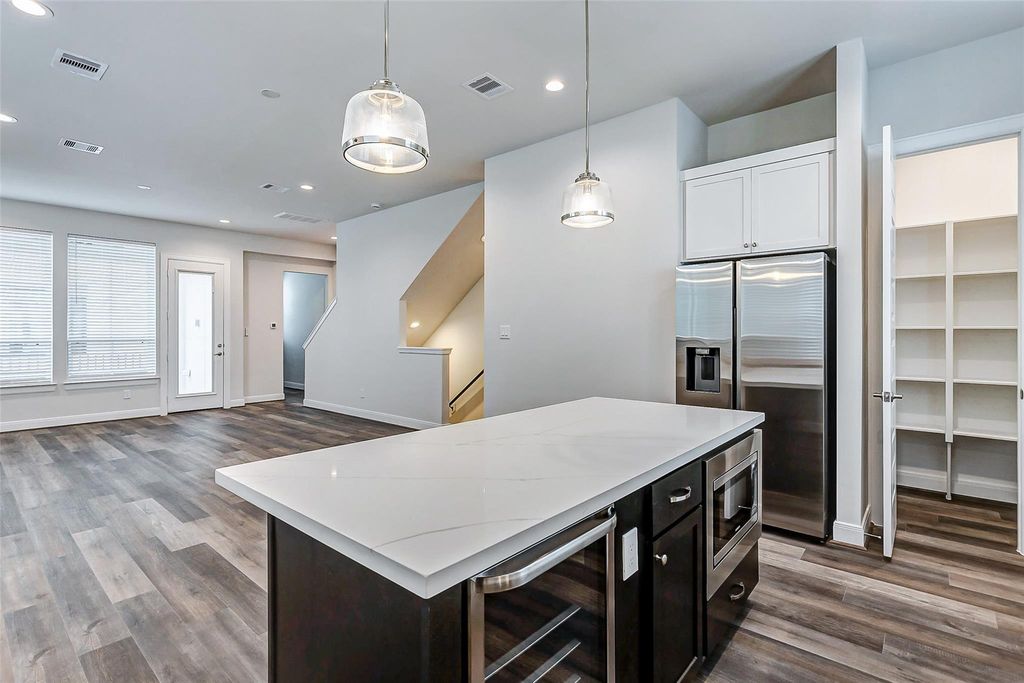 2710 Grand Fountains Drive C, Houston, TX 77054