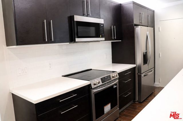 1525 N Hayworth Avenue 107, Los Angeles, CA 90046