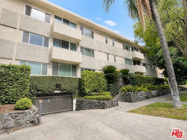 1525 N Hayworth Avenue 107, Los Angeles, CA 90046