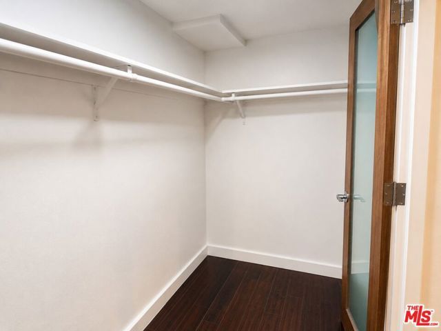 1525 N Hayworth Avenue 107, Los Angeles, CA 90046