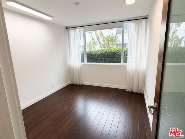 1525 N Hayworth Avenue 107, Los Angeles, CA 90046