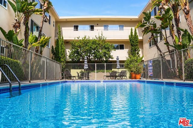 1525 N Hayworth Avenue 107, Los Angeles, CA 90046