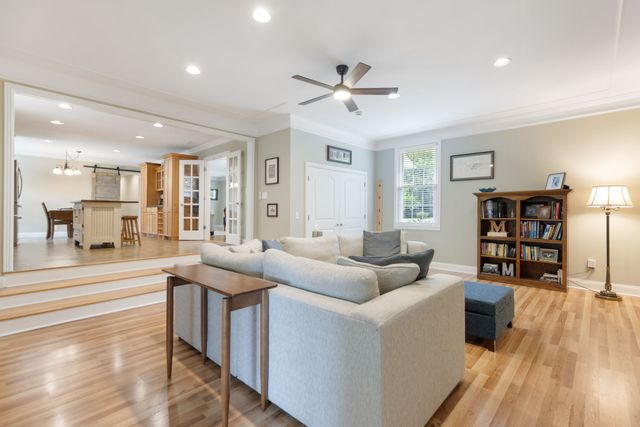 109 Pine Circle Dr, Franklin, TN 37069