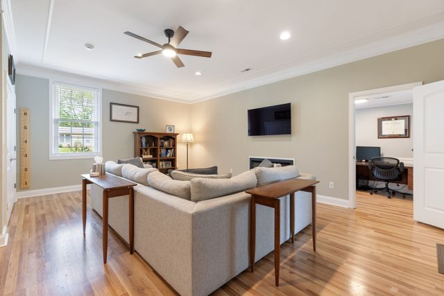 109 Pine Circle Dr, Franklin, TN 37069