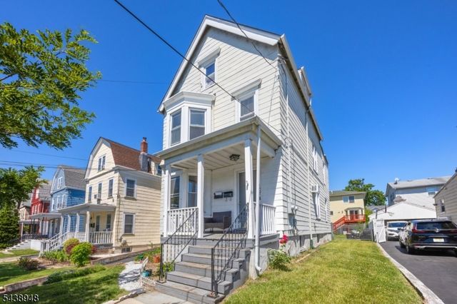 163 Walnut St 2, Bloomfield Twp., NJ 07003