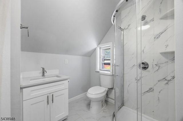 163 Walnut St 2, Bloomfield Twp., NJ 07003