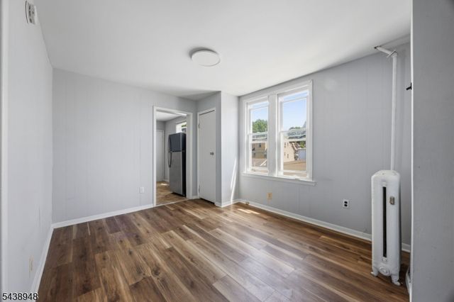 163 Walnut St 2, Bloomfield Twp., NJ 07003
