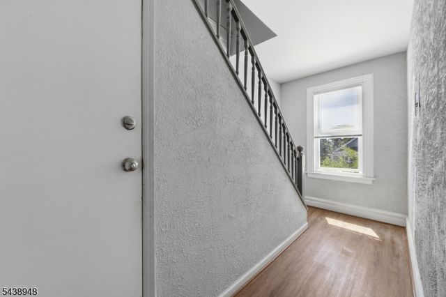 163 Walnut St 2, Bloomfield Twp., NJ 07003