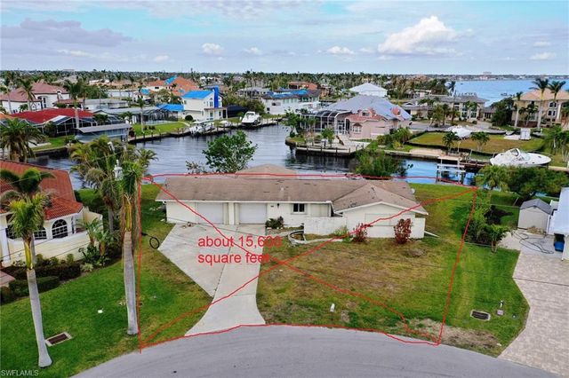 101 SW 58th TER, Cape Coral, FL 33914