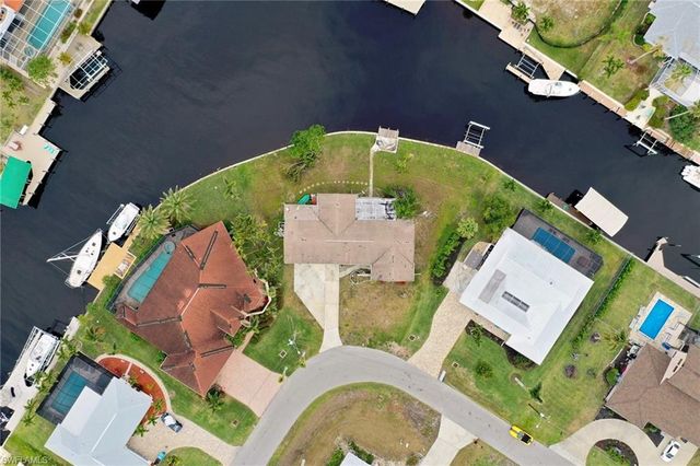 101 SW 58th TER, Cape Coral, FL 33914