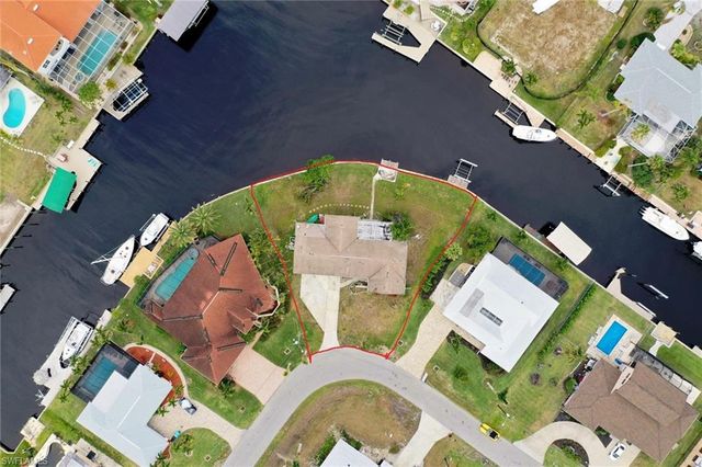 101 SW 58th TER, Cape Coral, FL 33914