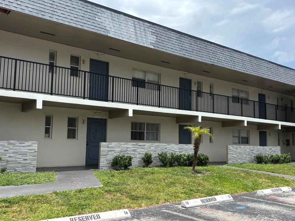Image 22 of property listing at 8051 S Colony Circle 107, Tamarac, FL 33321