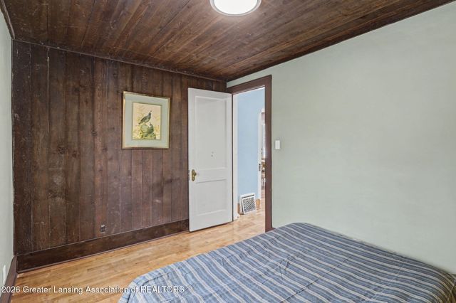 339 Stoner Road, Lansing, MI 48917