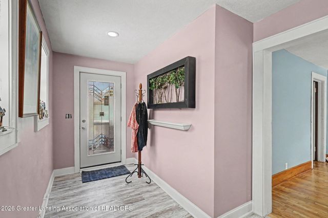 339 Stoner Road, Lansing, MI 48917