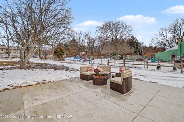 339 Stoner Road, Lansing, MI 48917