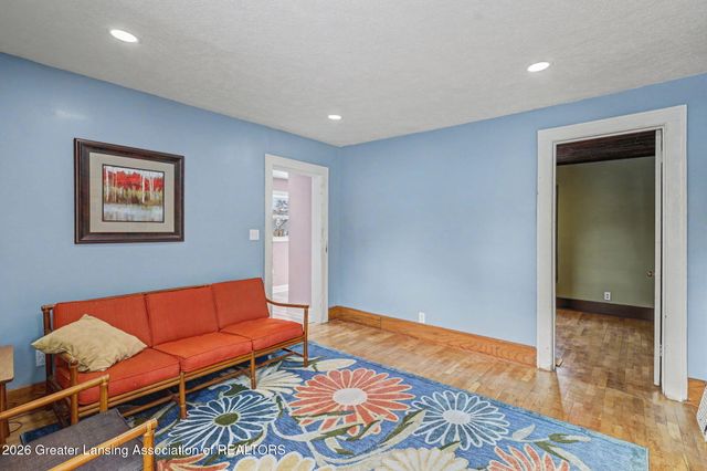 339 Stoner Road, Lansing, MI 48917