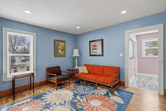 339 Stoner Road, Lansing, MI 48917