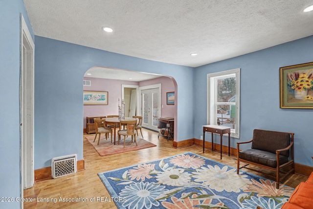 339 Stoner Road, Lansing, MI 48917