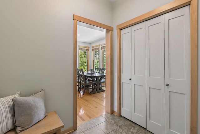 11281 Stonemill Farms Curve, Woodbury, MN 55129