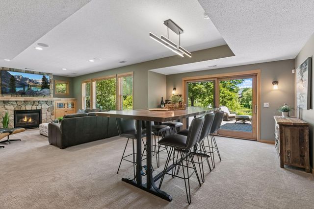11281 Stonemill Farms Curve, Woodbury, MN 55129