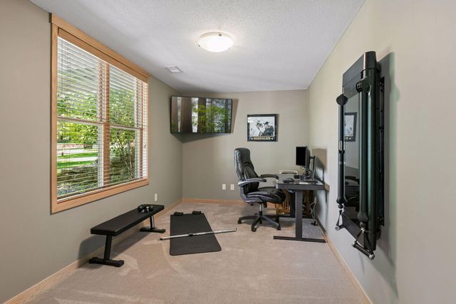 11281 Stonemill Farms Curve, Woodbury, MN 55129