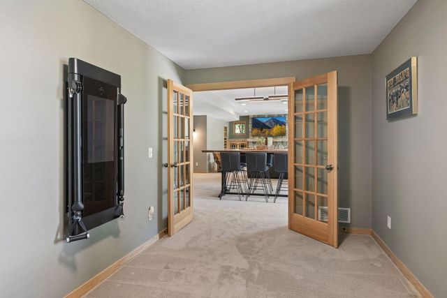11281 Stonemill Farms Curve, Woodbury, MN 55129