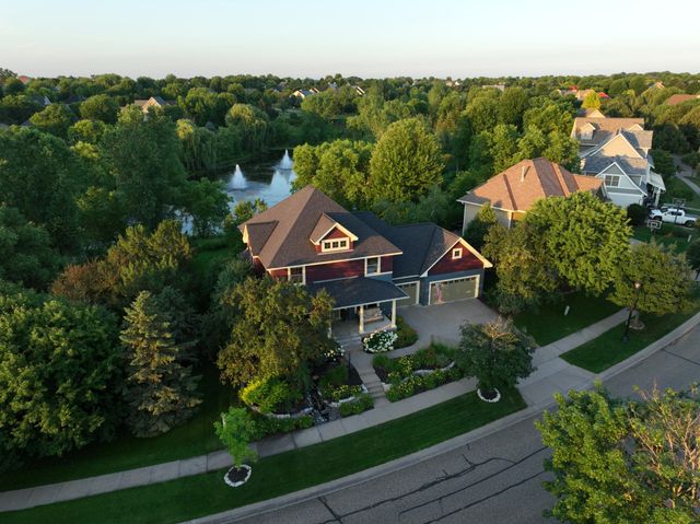 11281 Stonemill Farms Curve, Woodbury, MN 55129