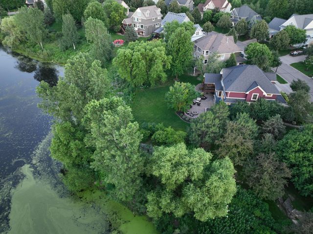 11281 Stonemill Farms Curve, Woodbury, MN 55129