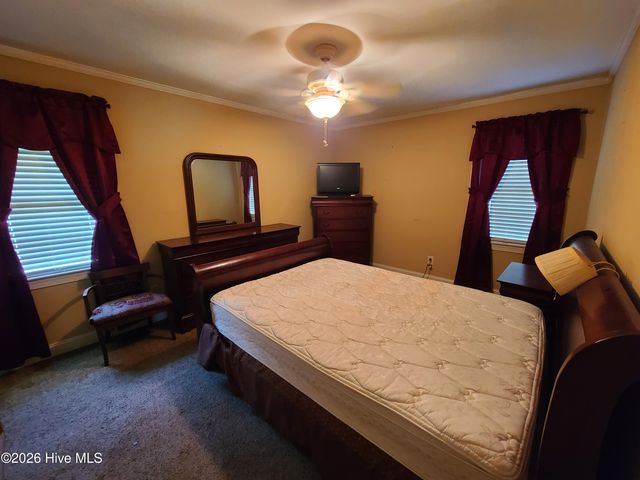569 Central Avenue, Kinston, NC 28504