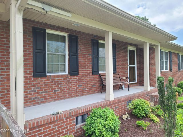 569 Central Avenue, Kinston, NC 28501