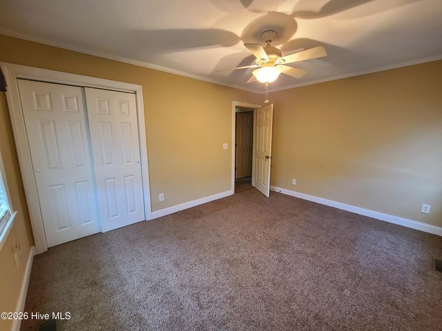 569 Central Avenue, Kinston, NC 28504