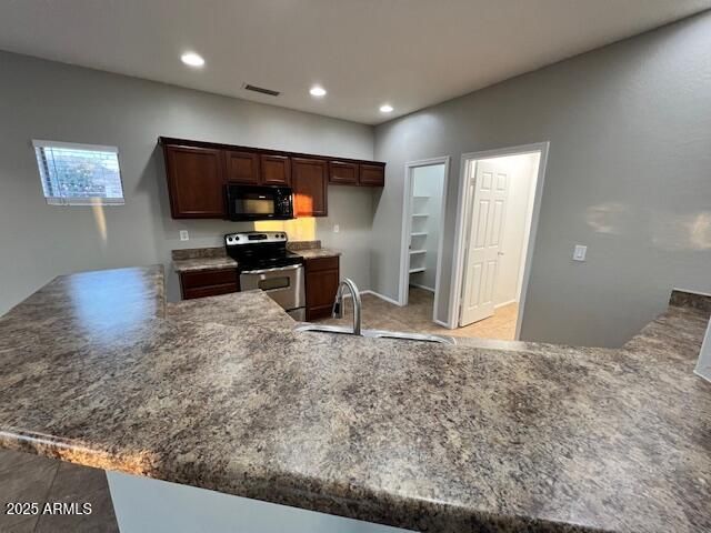 33578 N SANDSTONE Drive, San Tan Valley, AZ 85143