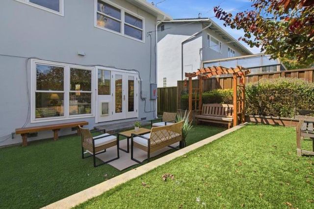 2200 Delvin Way, South San Francisco, CA 94080