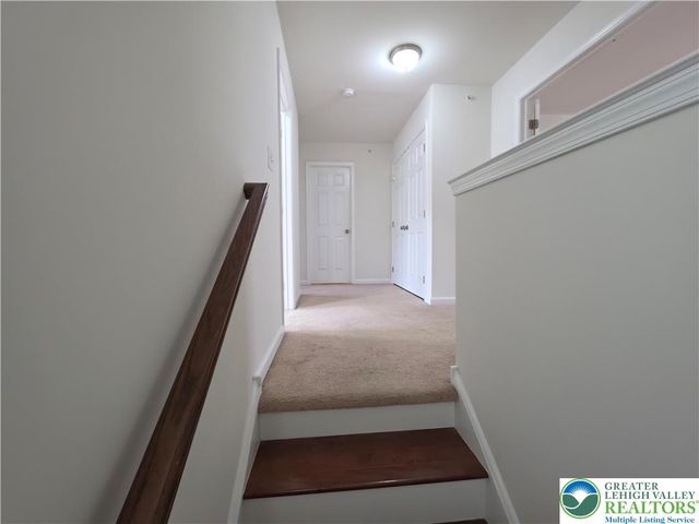 4438 Elmwood Drive, Lower Nazareth Twp, PA 18064