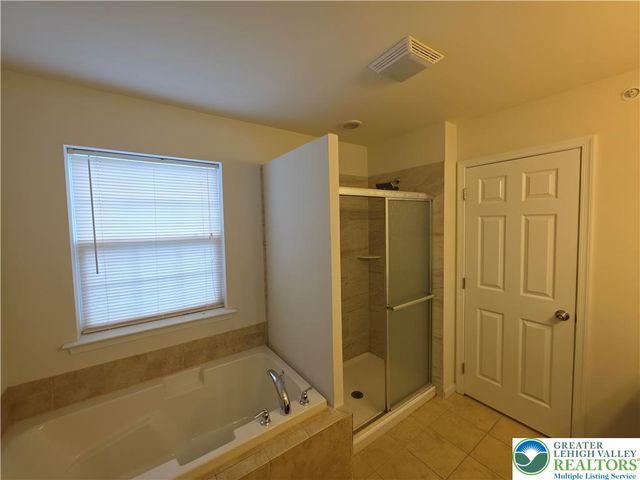 4438 Elmwood Drive, Lower Nazareth Twp, PA 18064
