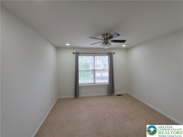 4438 Elmwood Drive, Lower Nazareth Twp, PA 18064