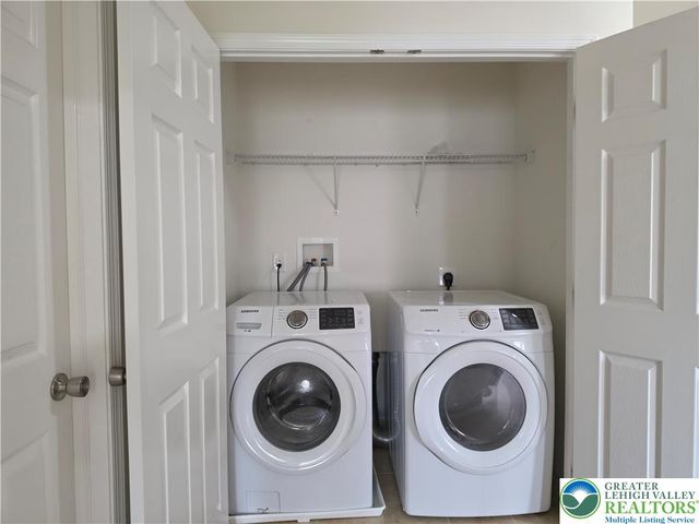 4438 Elmwood Drive, Lower Nazareth Twp, PA 18064