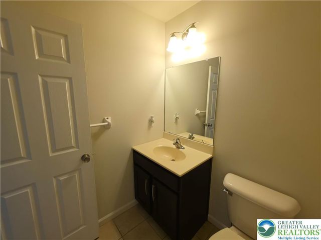 4438 Elmwood Drive, Lower Nazareth Twp, PA 18064