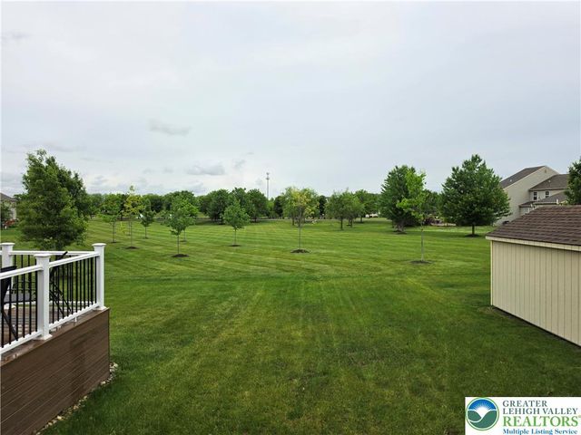 4438 Elmwood Drive, Lower Nazareth Twp, PA 18064