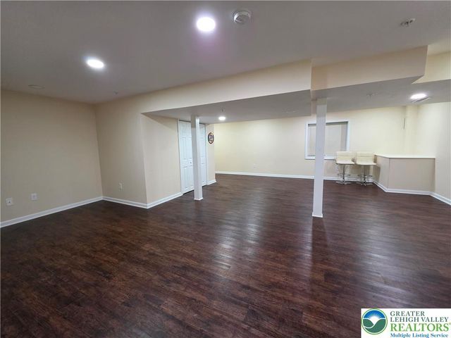 4438 Elmwood Drive, Lower Nazareth Twp, PA 18064