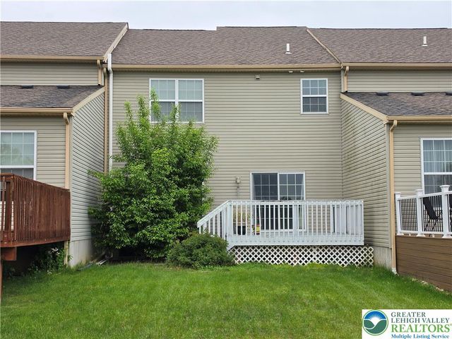 4438 Elmwood Drive, Lower Nazareth Twp, PA 18064