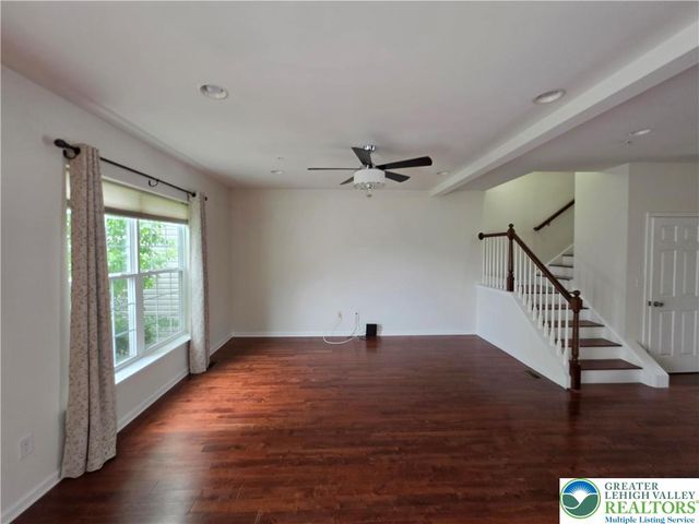4438 Elmwood Drive, Lower Nazareth Twp, PA 18064