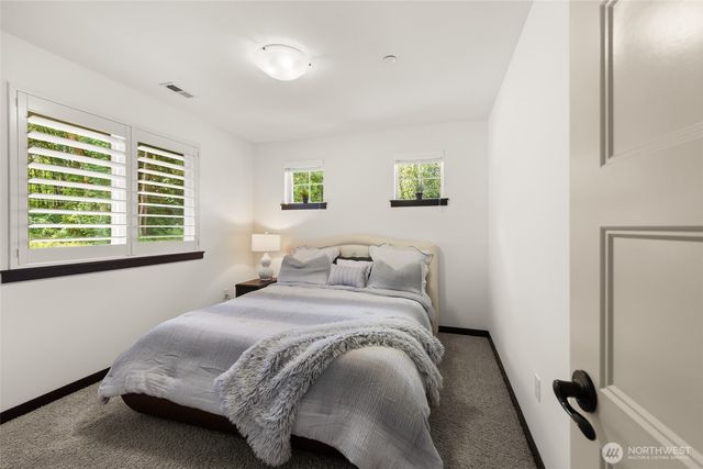 19503 204th Avenue NE, Woodinville, WA 98077
