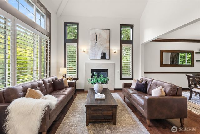 19503 204th Avenue NE, Woodinville, WA 98077