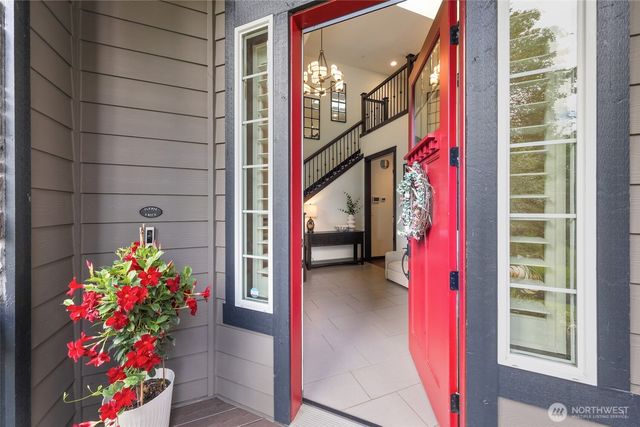 19503 204th Avenue NE, Woodinville, WA 98077