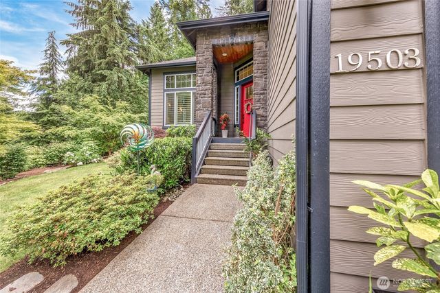 19503 204th Avenue NE, Woodinville, WA 98077